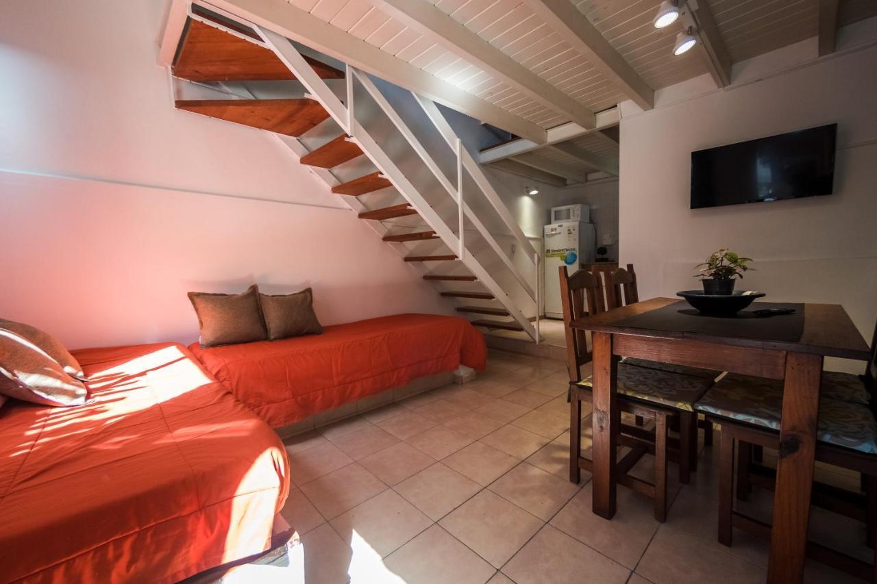 Costalago Suites- By Hvh Villa Carlos Paz Exterior photo